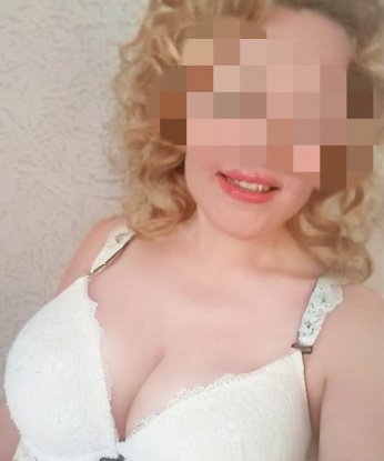 🌟 Мое прекрасное тело готово доставить тебе неповторимое удовольствие 💋. Я профессионально владею различными техниками массажа и могу подарить тебе полное расслабление. Я открыта для экспериментов и готова испытать новые ощущения с тобой. Мои отзывы откроют тебе мир удовольствия, который ты еще не испытывал. 🌹Фото в моем альбоме подтверждают мою красоту и сексуальность. Живу в Москве и готова порадовать тебя своими услугами. 🌇 Не упускай возможность познать наслаждение со мной. 💫 Оксана